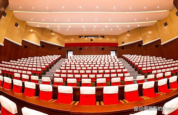 创新思维引领大型会议策划 打破常规的全新表达